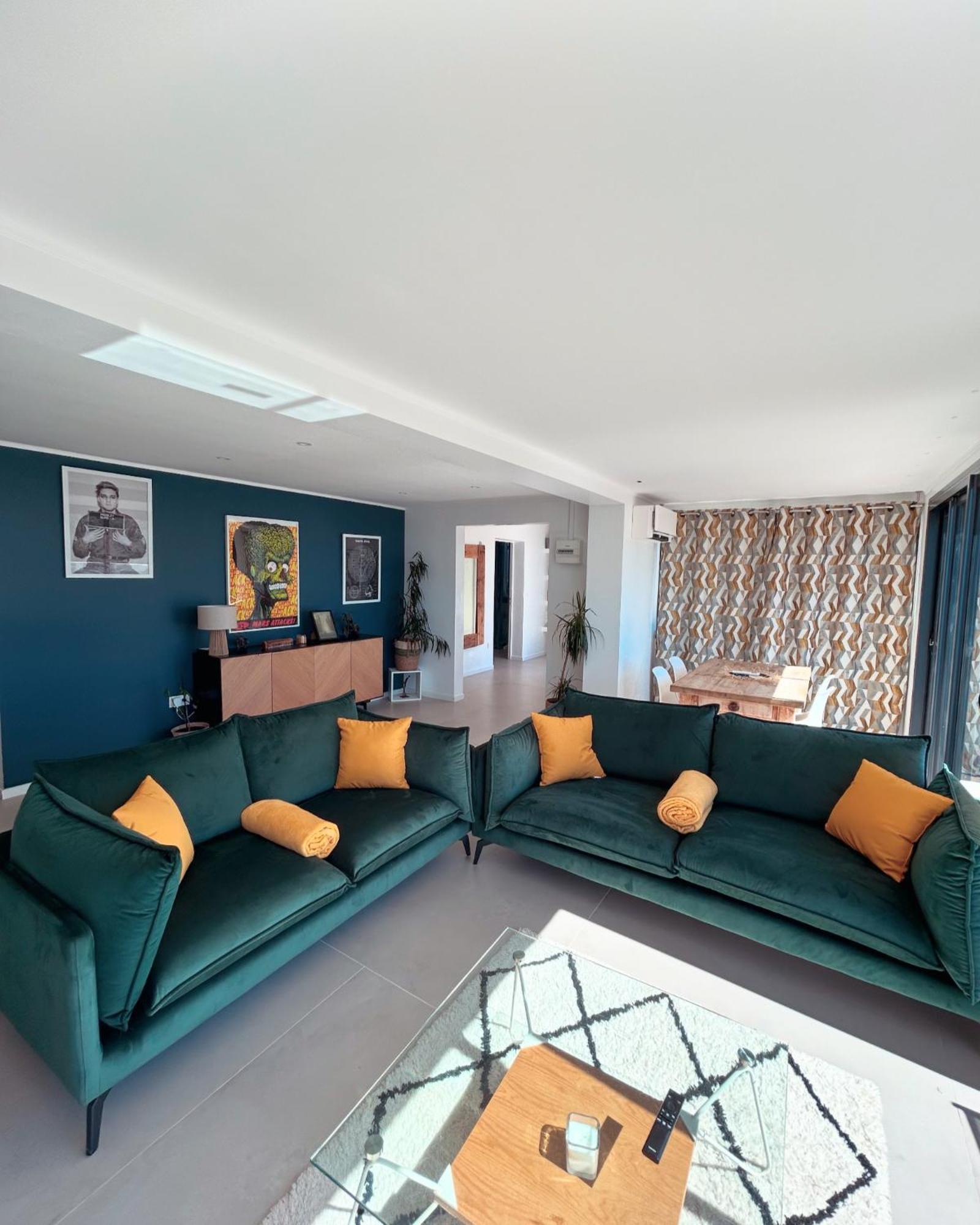 Eze - Appartement Dans Bas De Villa Avec Piscine Pres De Monaco Buitenkant foto